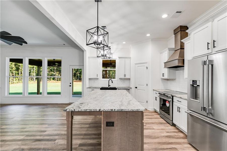 Furnished interior view inside a new home in , Dallas (Image 11).