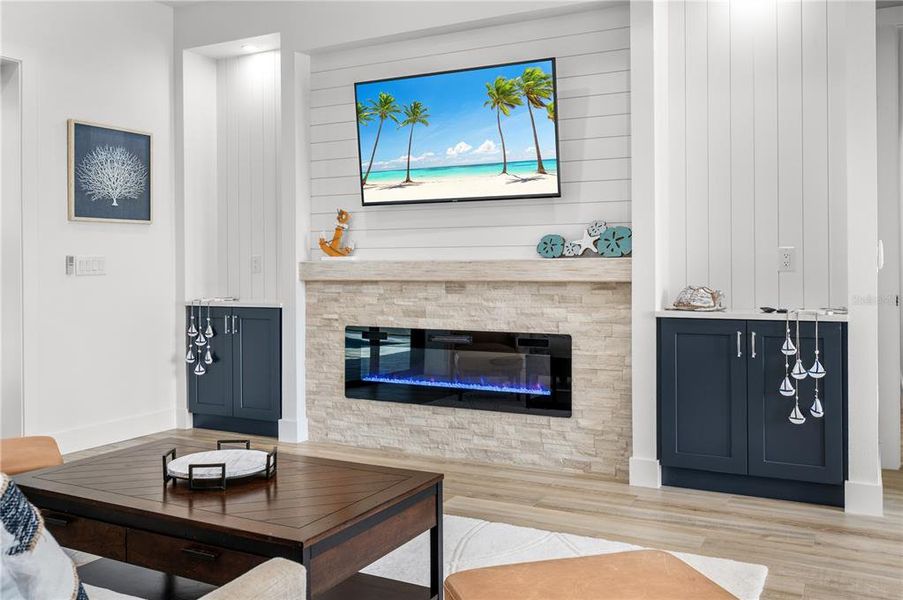 Furnished interior view inside a new home in , Port Charlotte (Image 9).