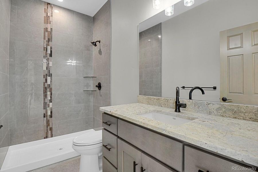 3/4 bathroom adjacent to bedroom #3