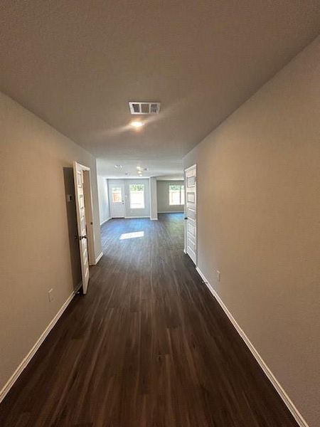 Spacious, unfurnished interior of a new home in Townsend Reserve, Splendora (Image 19).