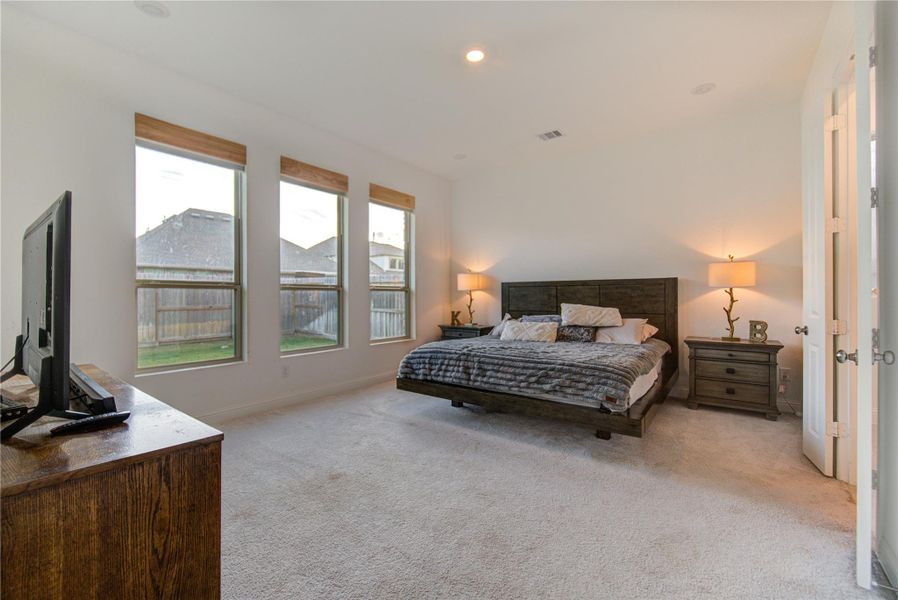 Furnished interior view inside a new home in Jordan Ranch: Vista Collection, Fulshear (Image 19).