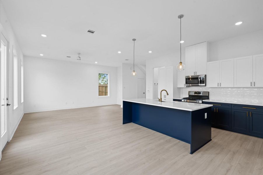 Furnished interior view inside a new home in , Houston (Image 10).