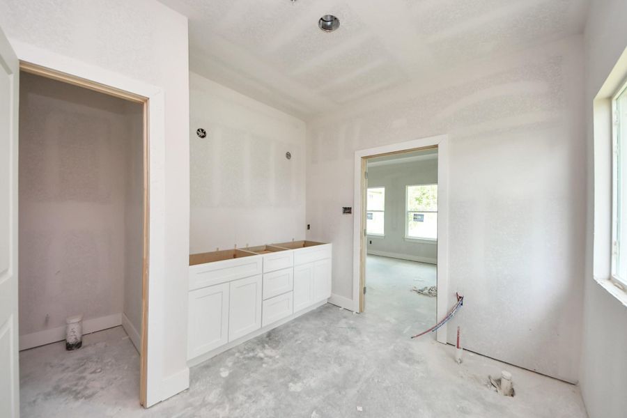 Image 21 of a home in .