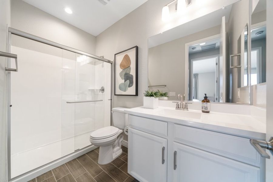 Furnished interior view inside a new home in Estrella, Goodyear (Image 25).