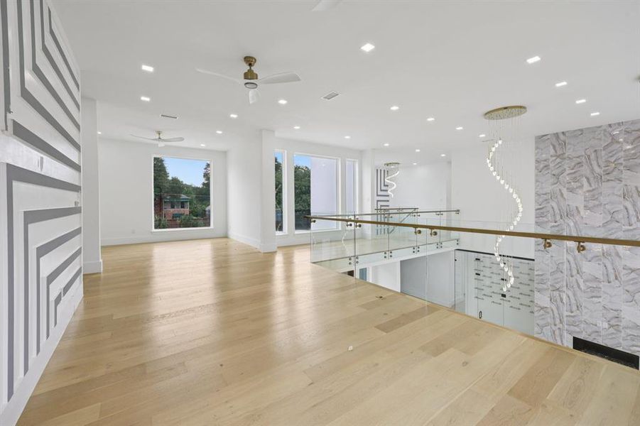 Image 37 of a home in .