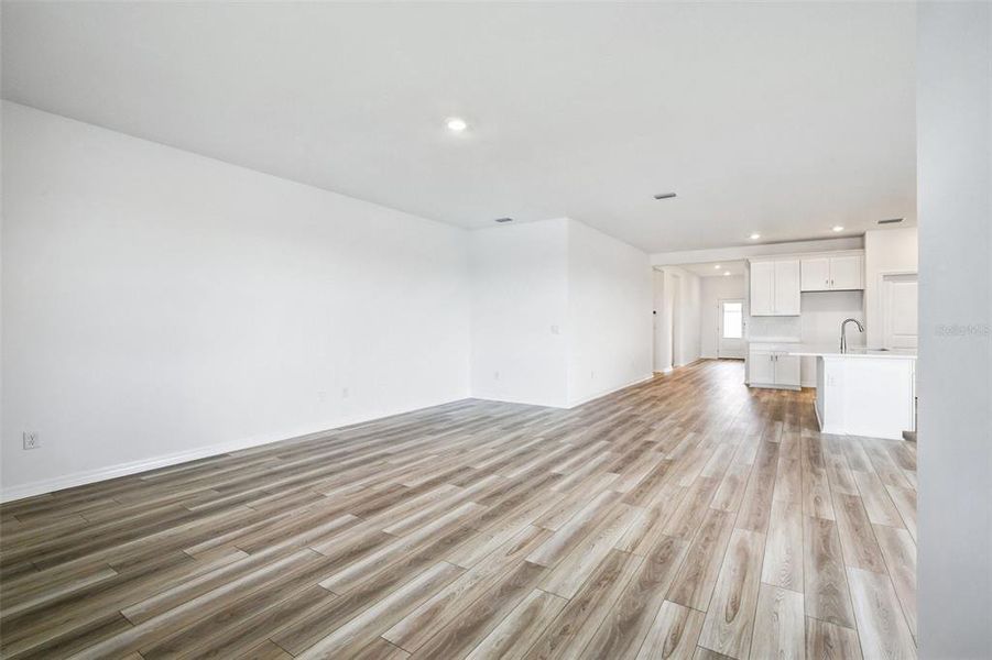 Spacious, unfurnished interior of a new home in Coasterra, Palmetto (Image 22). Spacious, unfurnished interior of a new home in Coasterra, Palmetto (Image 22).