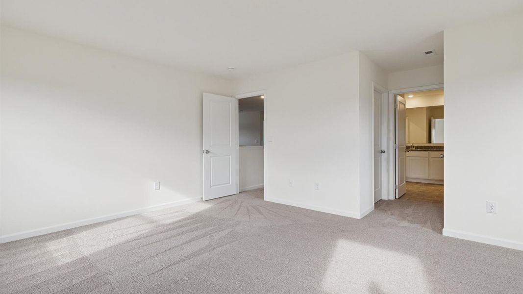 Spacious, unfurnished interior of a new home in Whispering Springs, Maryville (Image 31). Spacious, unfurnished interior of a new home in Whispering Springs, Maryville (Image 31).