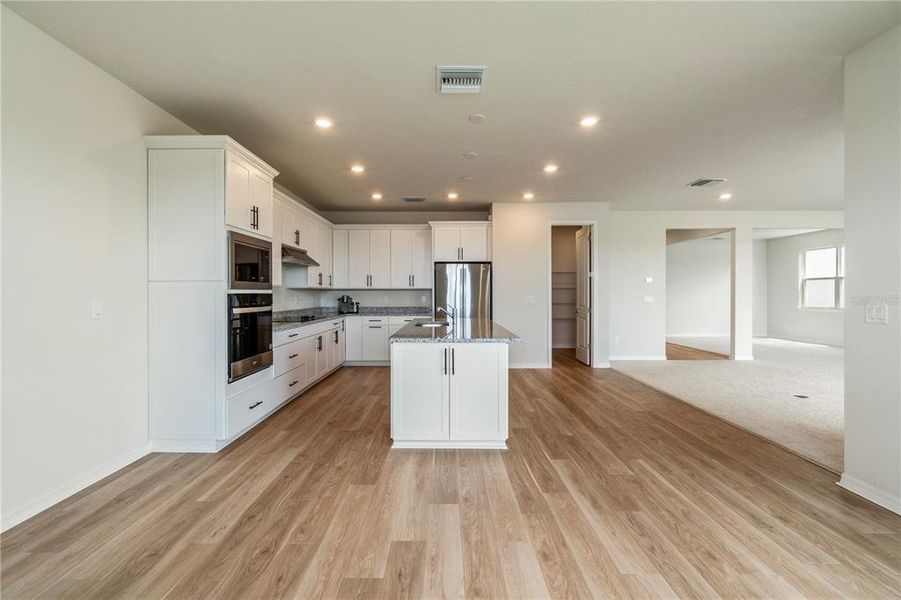Furnished interior view inside a new home in , Orlando (Image 15).