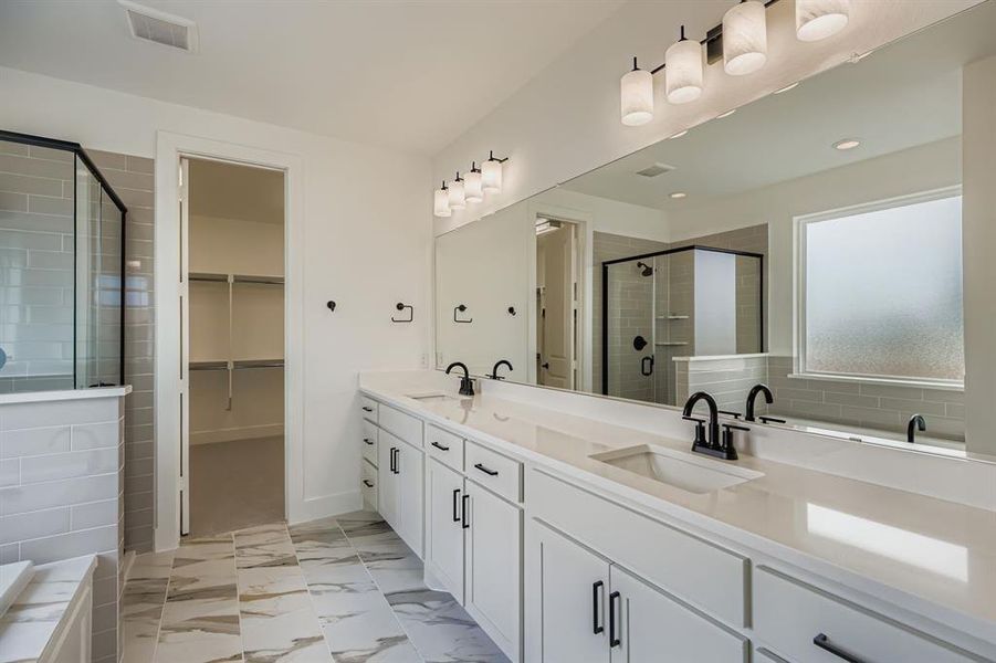 Furnished interior view inside a new home in Ten Mile Creek 55s, Celina (Image 8).