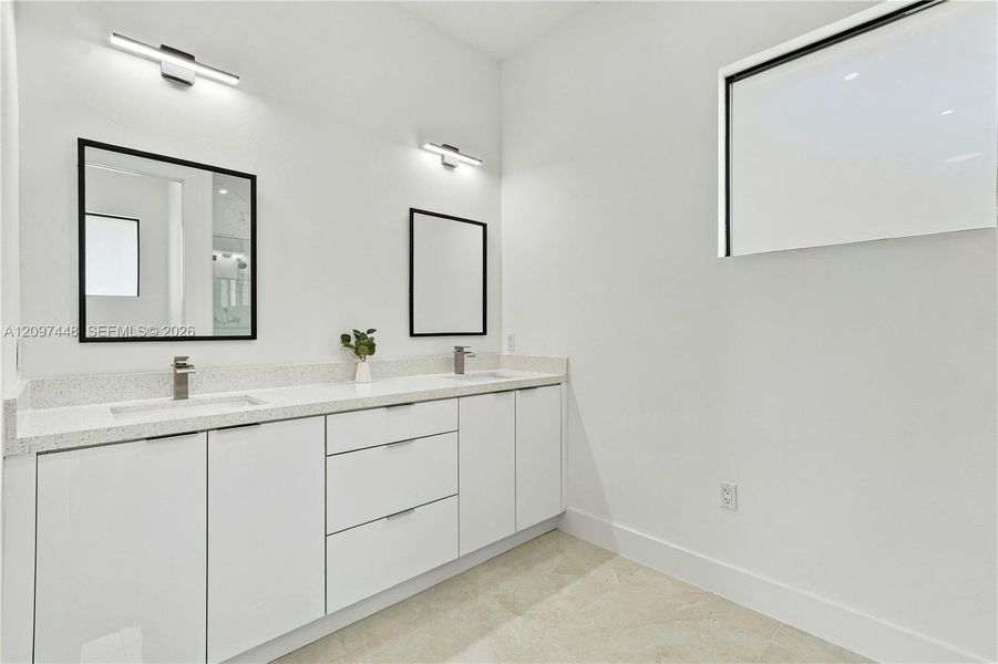 Furnished interior view inside a new home in , Lehigh Acres (Image 9).