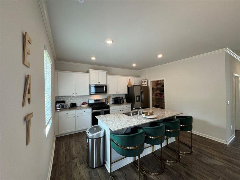Furnished interior view inside a new home in , Dallas (Image 14).