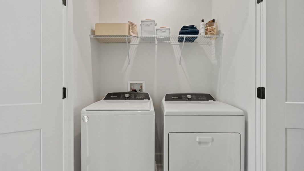 Representative furnished interior of a home built from the Lantana End Unit by DRB Homes in Parkview at Hamlin, Winter Garden (Image 41).