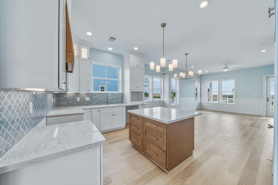 Furnished interior view inside a new home in , Galveston (Image 16).