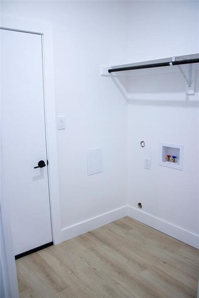Spacious, unfurnished interior of a new home in , Glenn Heights (Image 24).