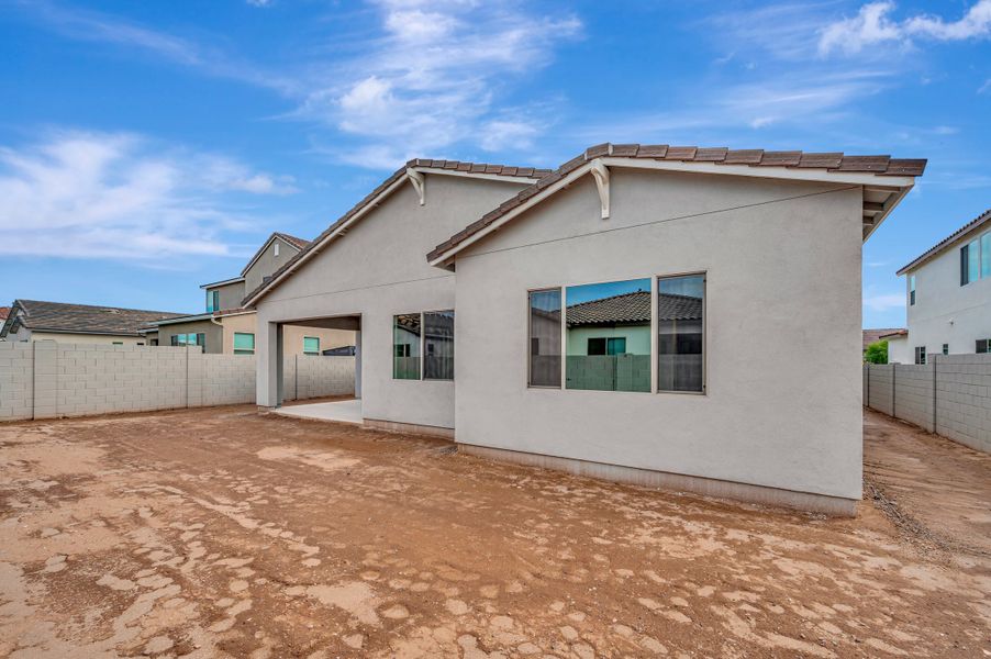 Exterior details and patio area of a home in Soleo, San Tan Valley (Image 23).