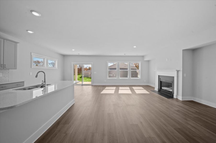 Spacious, unfurnished interior of a new home in Reserve at Arden Woods, Greenville (Image 15).