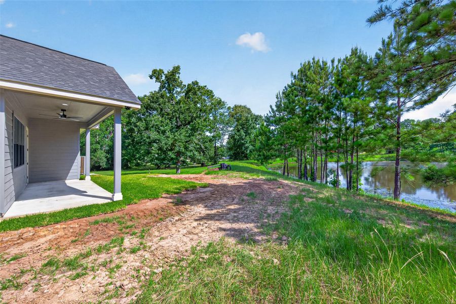 Exterior details and patio area of a home in , Huntsville (Image 22).