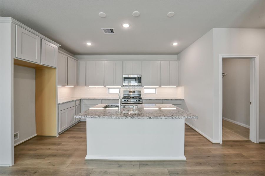 Furnished interior view inside a new home in Anderson Lakes, Houston (Image 5).
