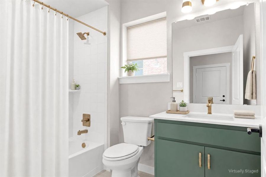 8609 Del Rio Trail bath 2