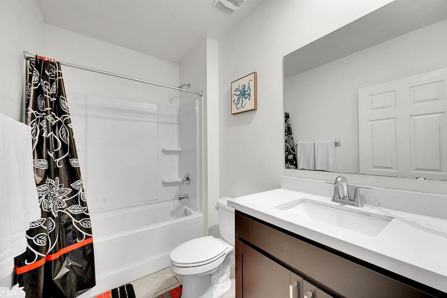 Furnished interior view inside a new home in , Port St. Lucie (Image 17).