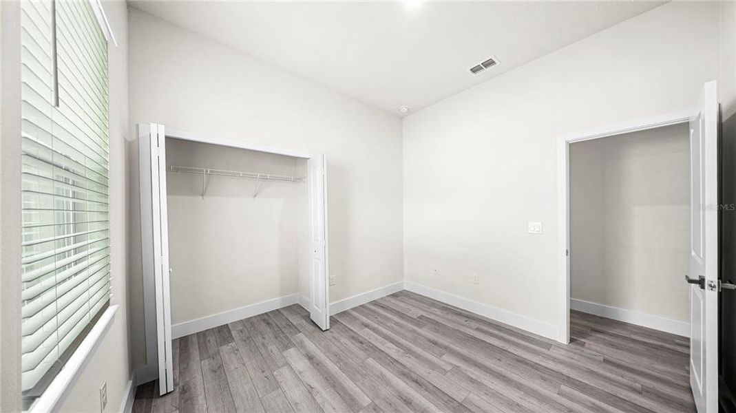 Spacious, unfurnished interior of a new home in , Port Charlotte (Image 23).