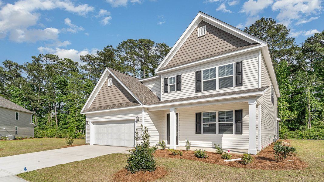 Representative exterior photo of a completed home built from the HARBOR OAK by D.R. Horton in Haven View, Murrells Inlet, SC (Image 2).