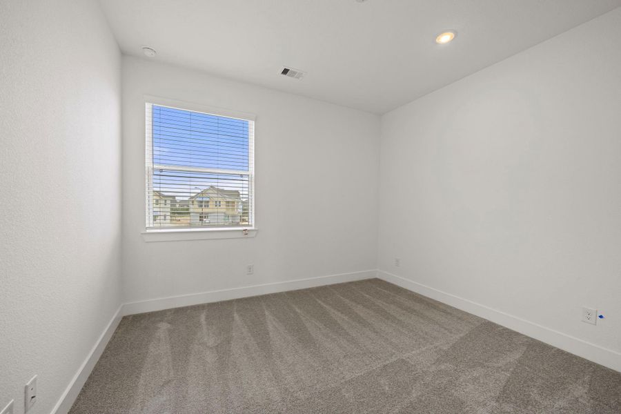Spacious, unfurnished interior of a new home in Bridgeland, Cypress (Image 19).