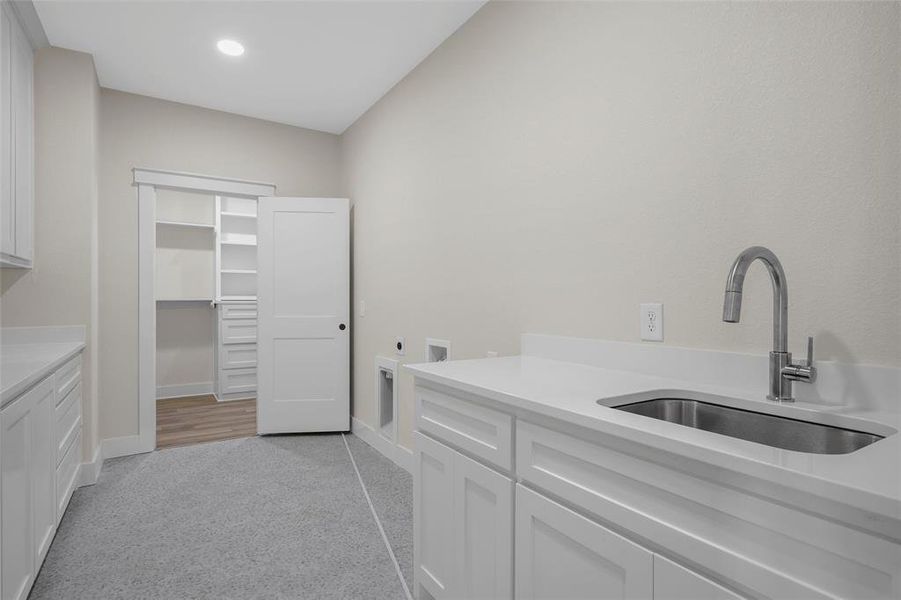 Close-up of interior finishes inside a home in , Waco (Image 20).