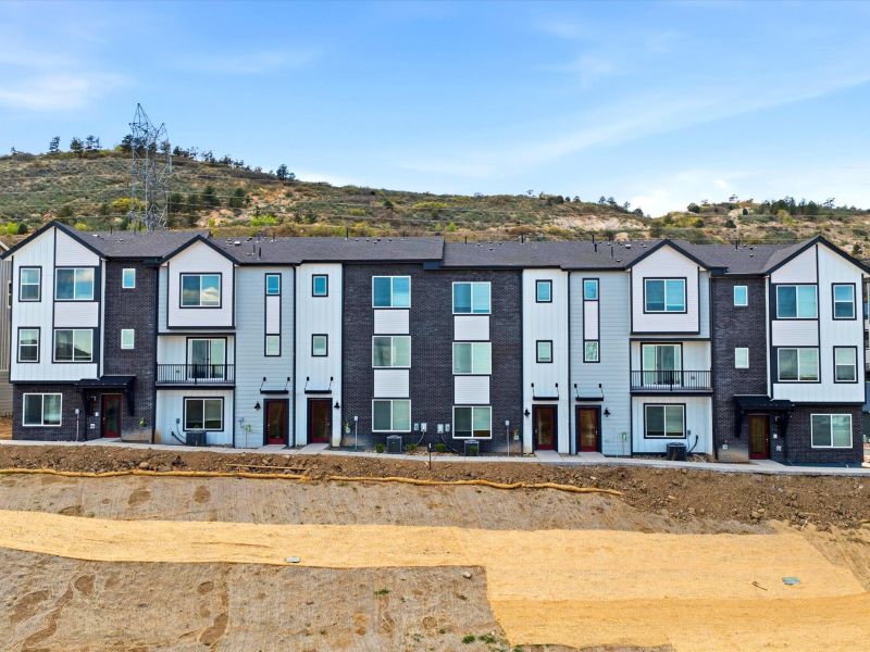 Condo located in Morrison, CO showcasing its design and architecture (Image 3). Condo located in Morrison, CO showcasing its design and architecture (Image 3).