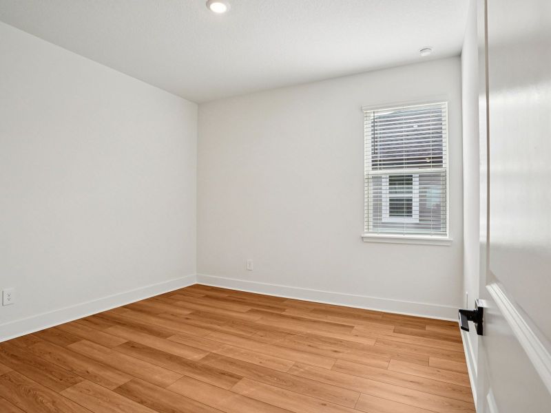 Spacious, unfurnished interior of a new home in Ridgehaven - Reserve Series, Ormond Beach (Image 12).