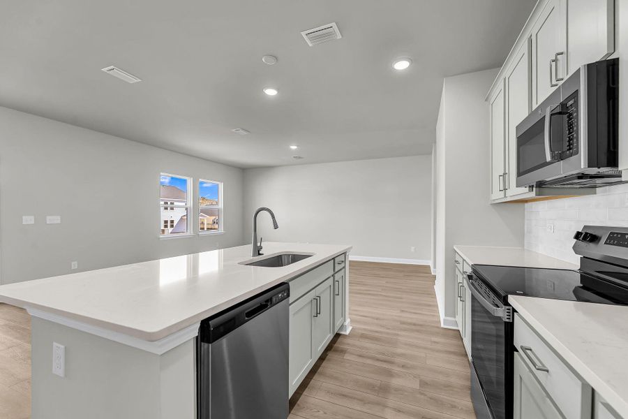Furnished interior view inside a new home in , Ravenel (Image 5).
