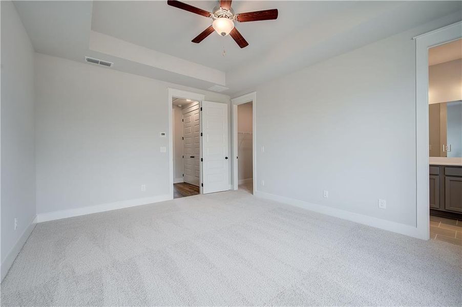 Spacious, unfurnished interior of a new home in Barrett Pointe, Kennesaw (Image 22).