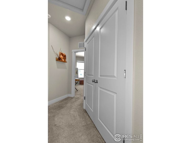 Spacious, unfurnished interior of a new home in , Timnath (Image 21).