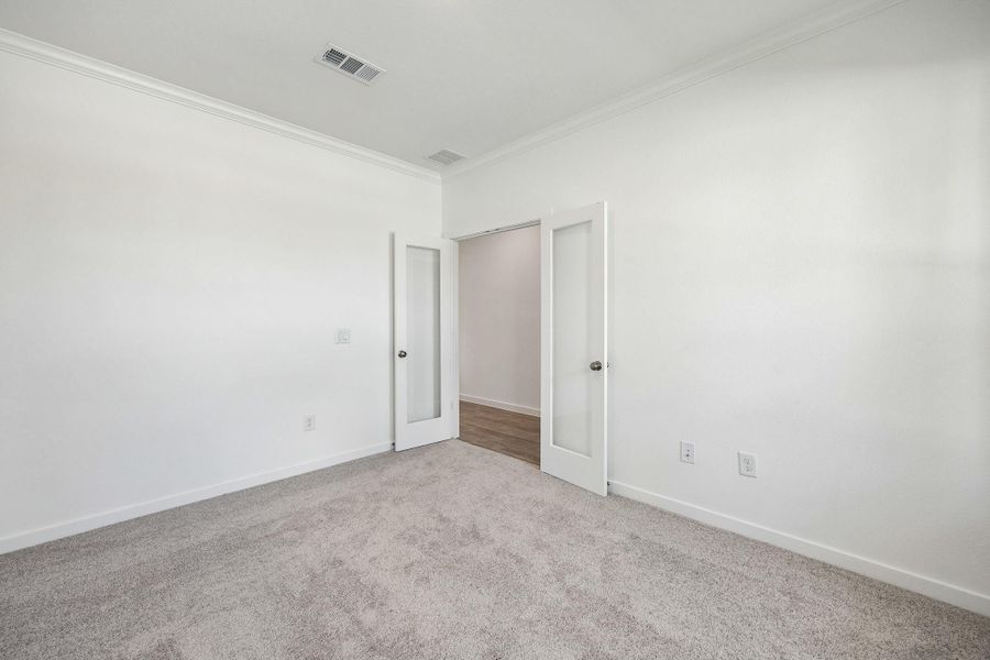 Spacious, unfurnished interior of a new home in Mavera, Conroe (Image 19).