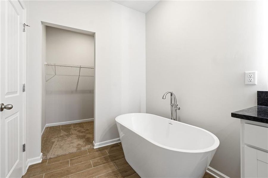 Furnished interior view inside a new home in Carolina, Palmetto (Image 12).