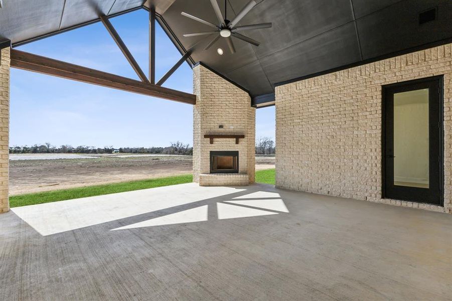 Image 33 of a home in . Image 33 of a home in .