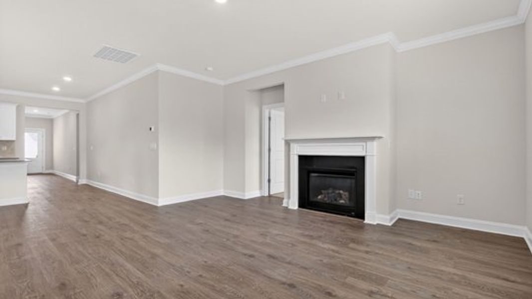 Spacious, unfurnished interior of a new home in The Manors at Haywood Glen, Knightdale (Image 10).