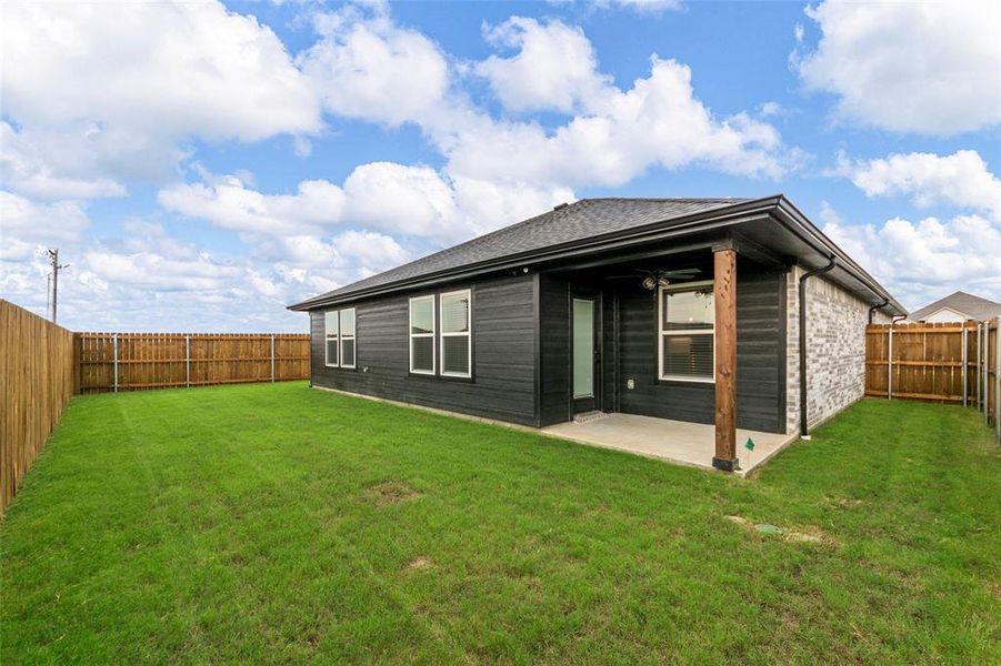 Front exterior of a new home in , Greenville, TX, highlighting curb appeal (Image 20). Front exterior of a new home in , Greenville, TX, highlighting curb appeal (Image 20).