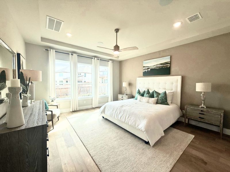 Furnished interior view inside a new home in Crescent Bluff, Georgetown (Image 15).