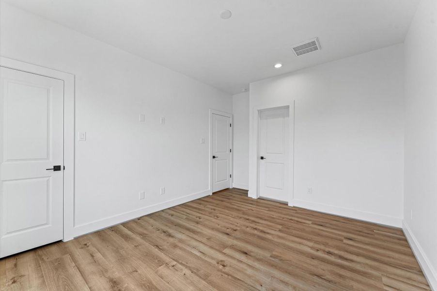 Other view of the bedroom