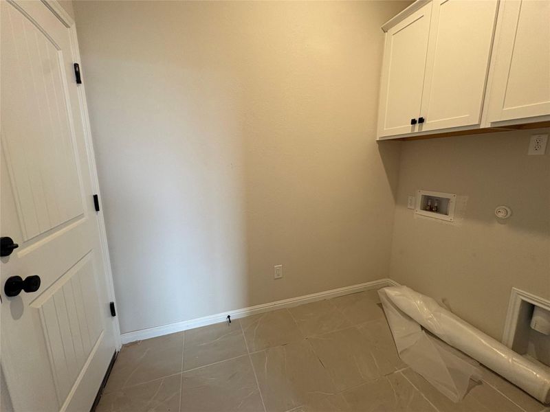 Image 36 of a home in Willow Springs.