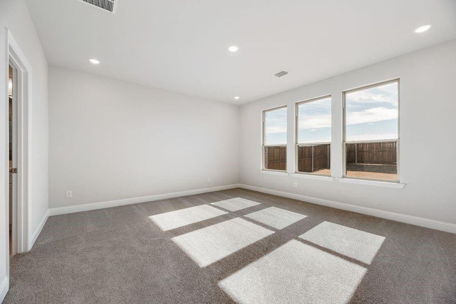 Spacious, unfurnished interior of a new home in Arbors at Legacy Hills, Celina (Image 26).