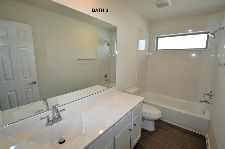 Furnished interior view inside a new home in , League City (Image 12).
