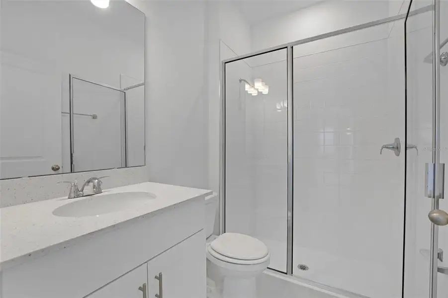 Furnished interior view inside a new home in Willowbrook North, Winter Haven (Image 10).