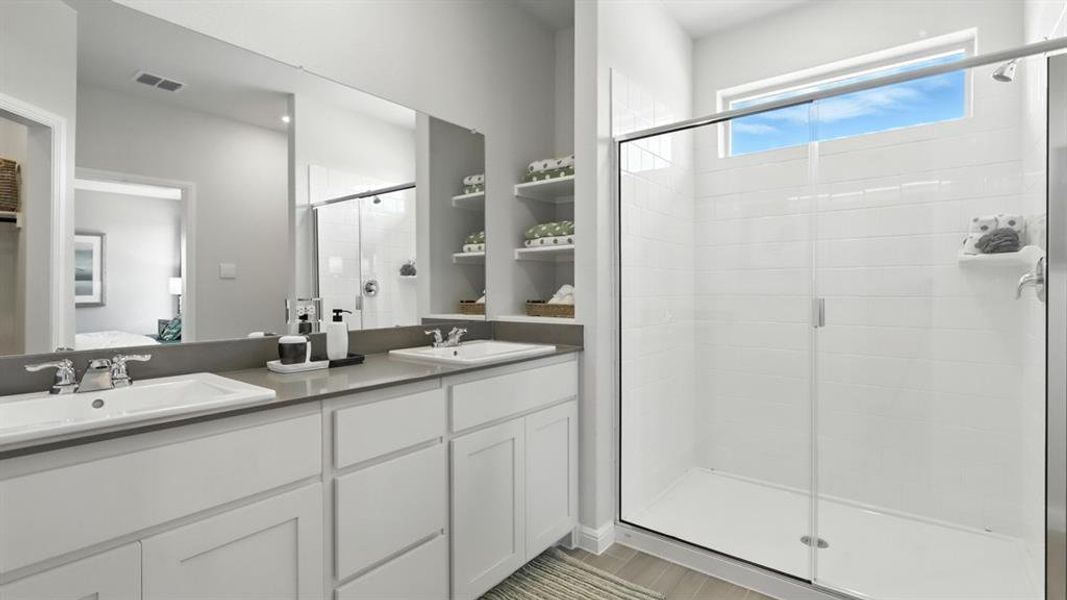 Furnished interior view inside a new home in Vista Point, Grandview (Image 18).