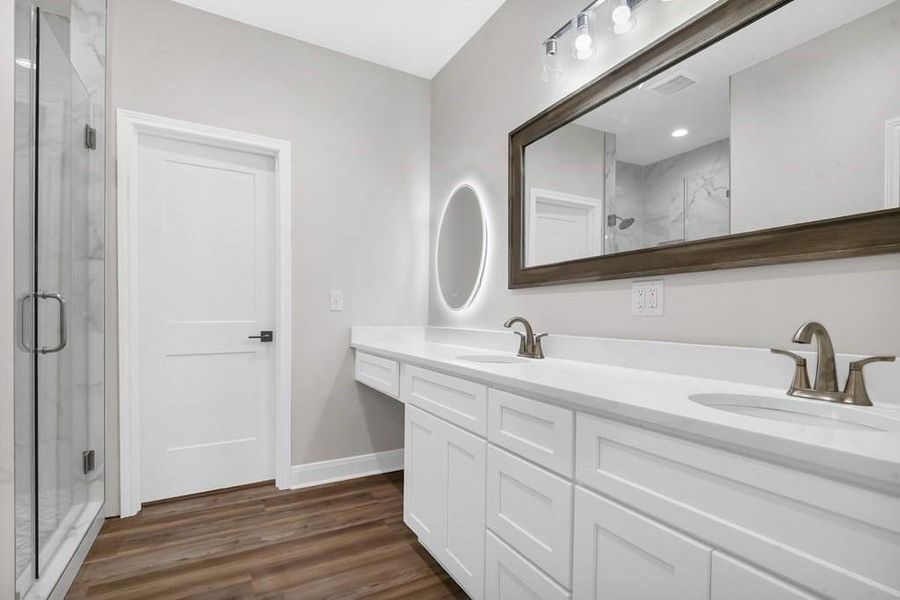 Furnished interior view inside a new home in , Lufkin (Image 7). Furnished interior view inside a new home in , Lufkin (Image 7).