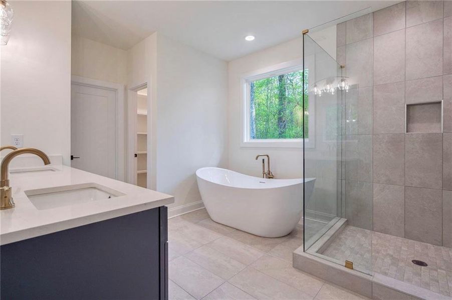 Furnished interior view inside a new home in , Atlanta (Image 7).