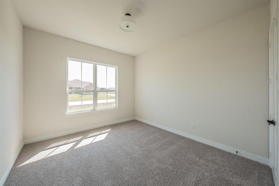Spacious, unfurnished interior of a new home in Matthews Farms, Venus (Image 34).