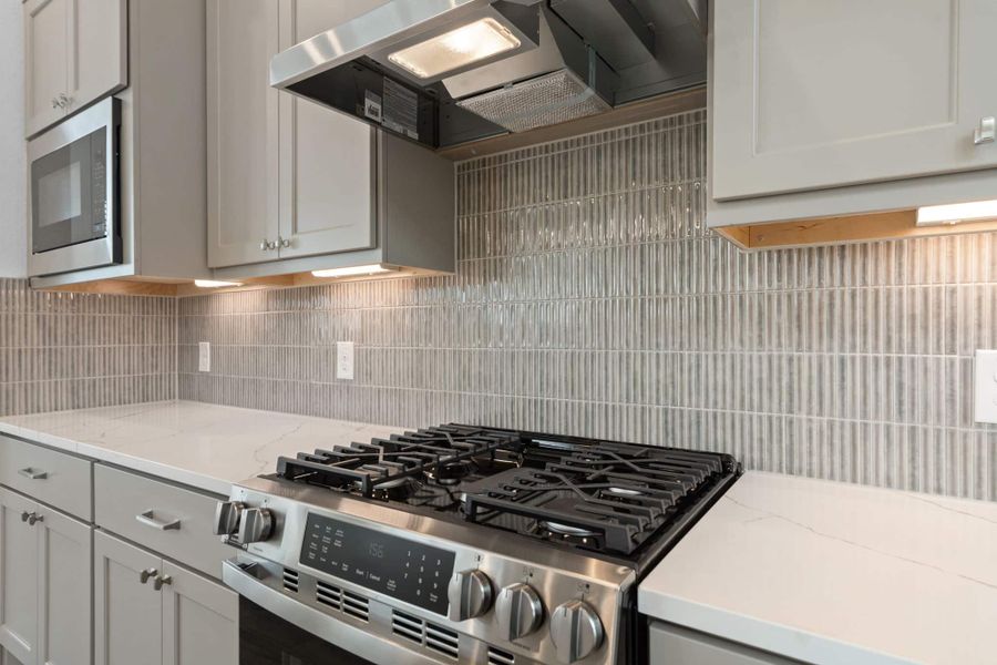 Image 41 of a home in Wood Leaf Reserve.