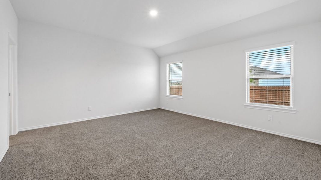 Spacious, unfurnished interior of a new home in Saddlebrook, Waxahachie (Image 21). Spacious, unfurnished interior of a new home in Saddlebrook, Waxahachie (Image 21).